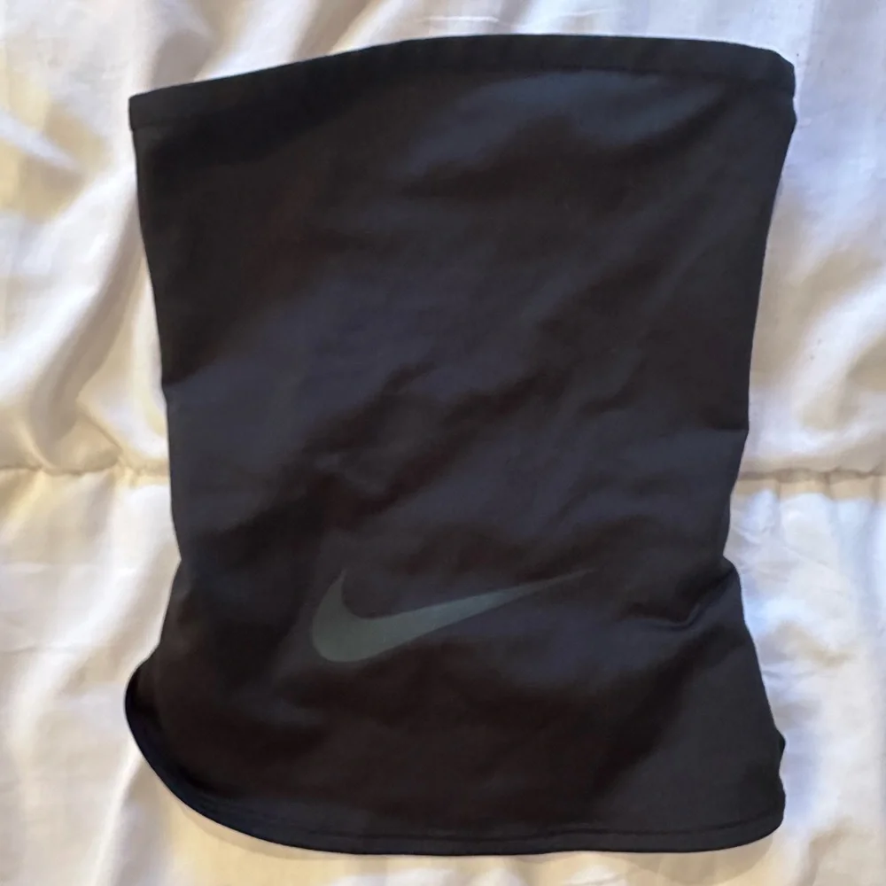 Nike DRI-FIT Football Soccer Strike Snood Mask